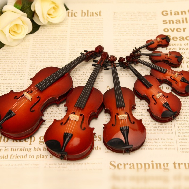 Estatueta de violino pequena a - Musical Instrument Old avaliação e preço